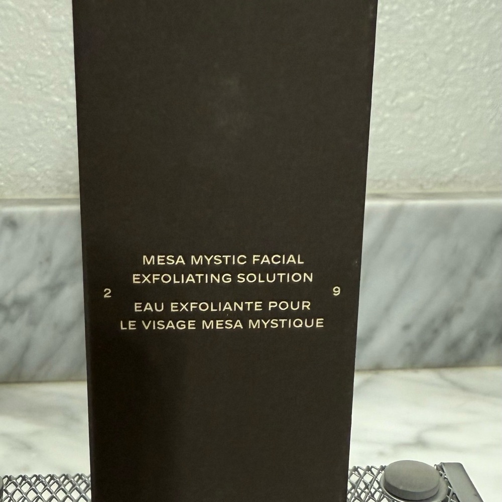 Mesa Mystic Facial Exfoliating Solution - Black